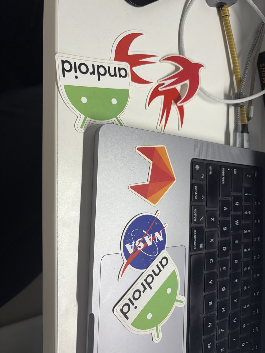 sadanand_iOS's tweet image. Just ordered some stickers, time to make my Mac as cluttered as my Xcode errors.