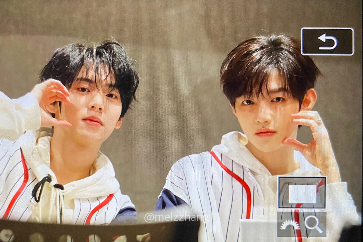 250201 마지막으로 행운즈 🍀
#ZEROBASEONE #ZB1 #제로베이스원 #제베원 #장하오 #ZHANGHAO 
#한유진 #HANYUJIN