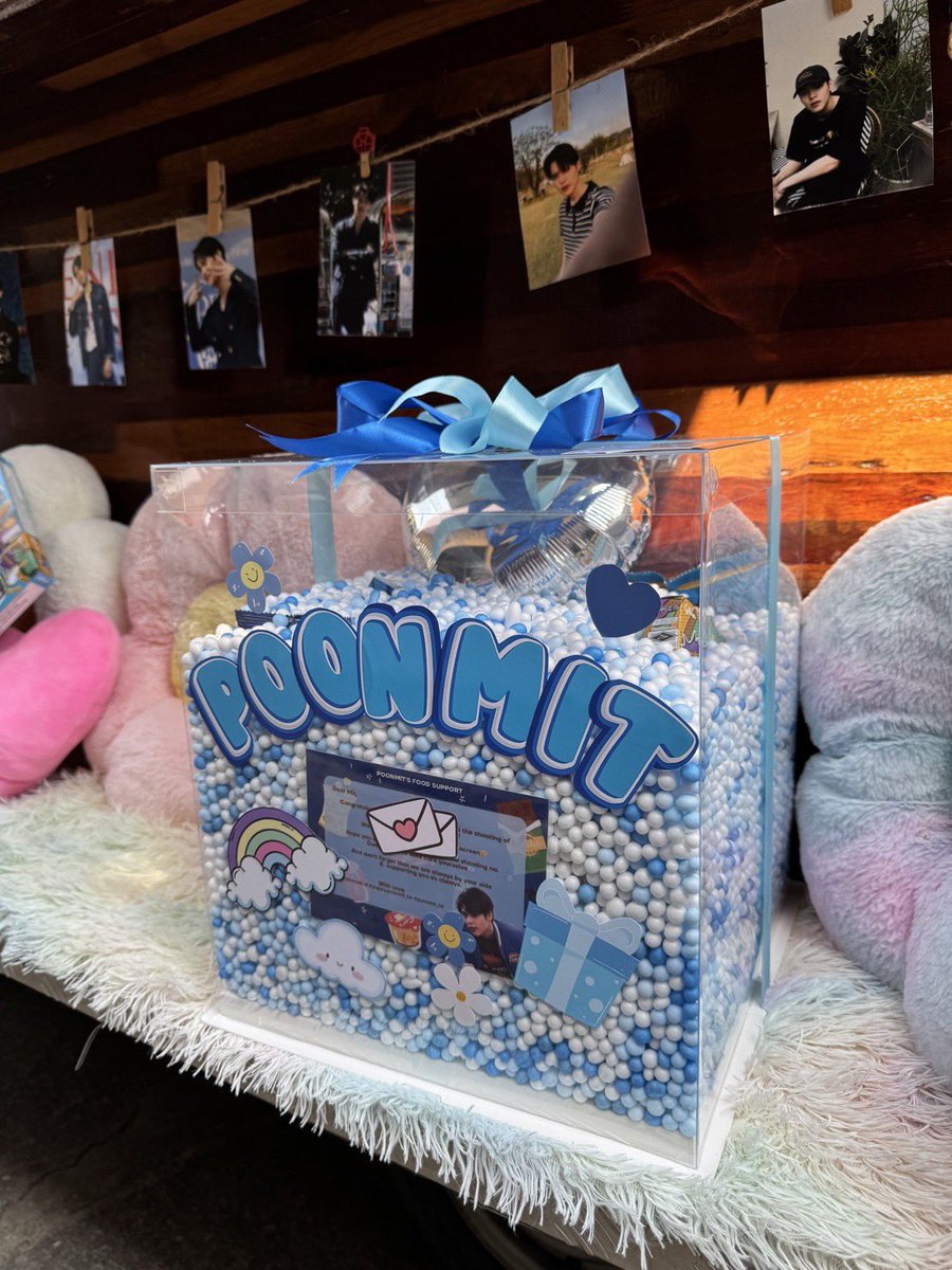 Poonmit_id's tweet photo. Sending lots of love to @poon_mit12 

thanks to @poonofficialFC for the help🫶. And special thanks to @puppypoonmit_tw &amp; @poonmit_hk for doing this project with us💖

#SweetToothGoodDentistLastQ #poon_mit12 https://t.co/CqbrrNh0kw