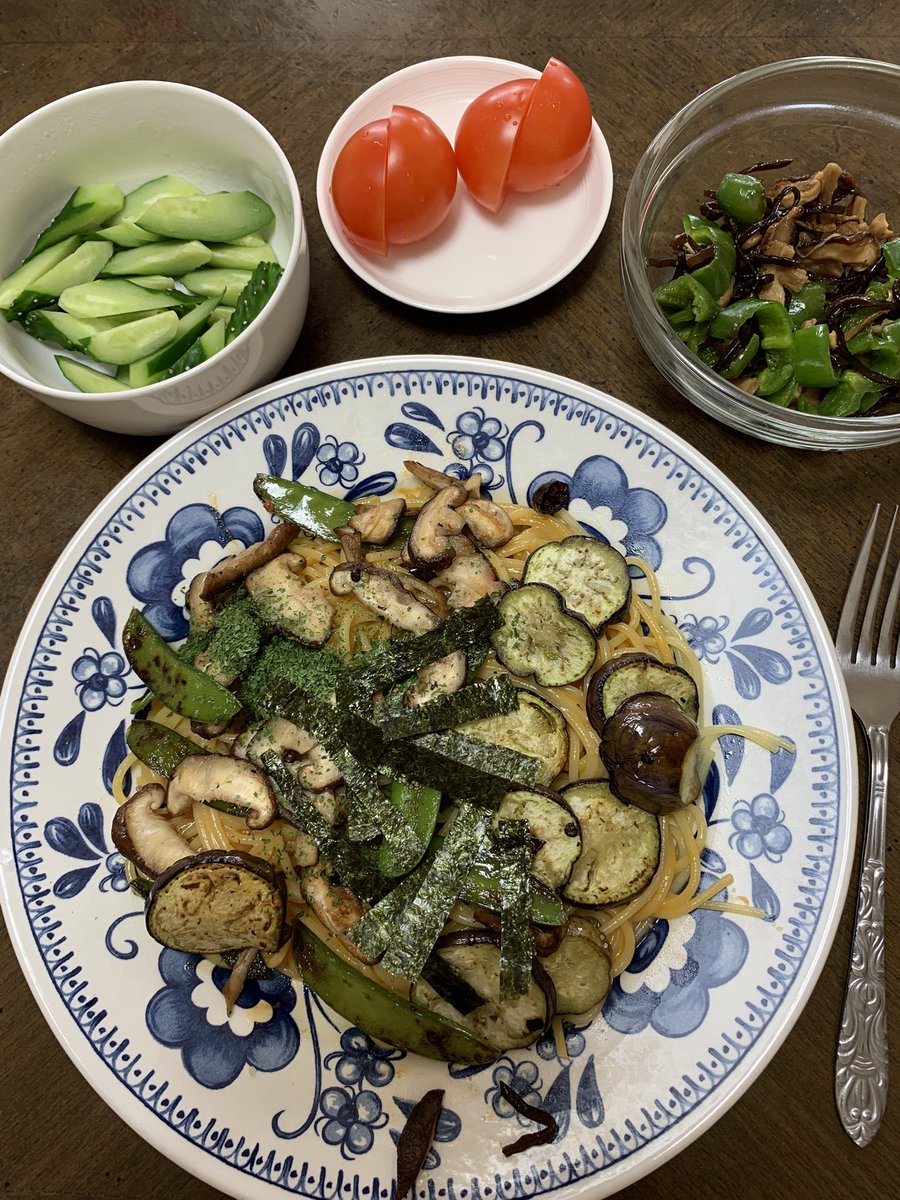 At3hrU's tweet image. #Lunch #retort ,
#MUJI #海老クリームpasta #椎茸 #絹さや #茄子 をTopping すこしアッサリ仕上がった🍝