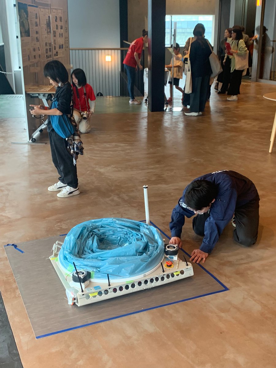 🤖⚙️Robots from the 2024 National Robot Contest are here! These mechanical marvels are flexing their capabilities. Watch the tallest competitor in action - you don't want to miss this. Hands-on demos all day @ Lab 4! 👀 #Robotics #OISTScienceFestival2025