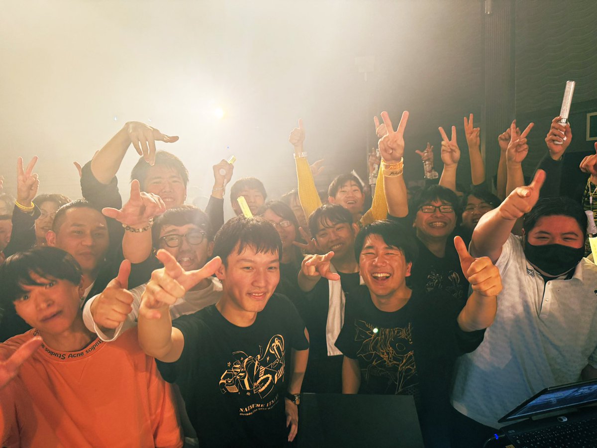 A_POP_FESTIVAL's tweet photo. ライブ終わりの棗さんファンの皆さま🥰✨
#AxE_Reboot https://t.co/k8vD3rQx8i
