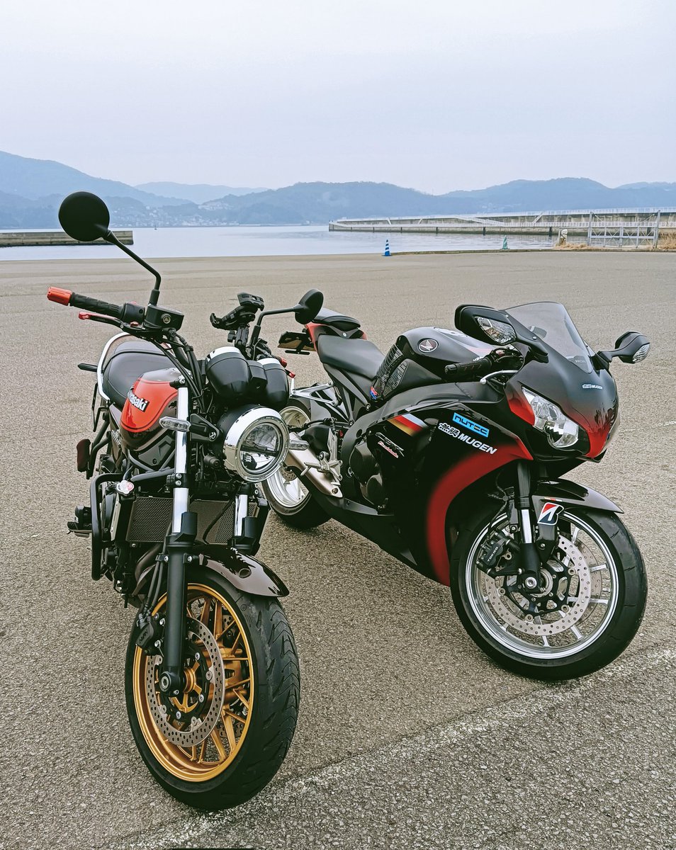 雨が降らないうちにちょっとポルトヨーロッパまで🏍️💨