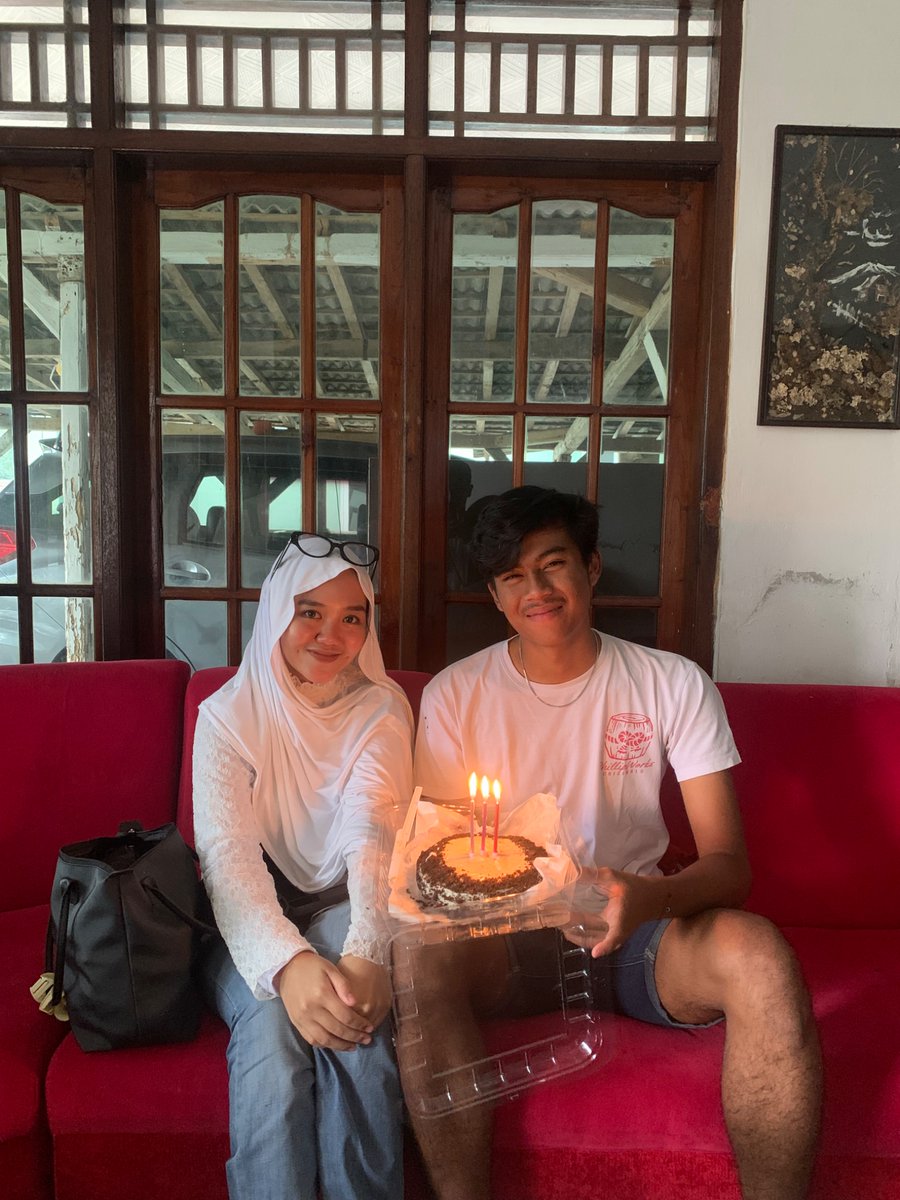 lxzylve's tweet photo. terimakasih telah selalu ada disisiku dalam suka maupun duka, beribu kata maaf kuucapkan kepadamu karena aku masih banyak buat kesalahan, maaf jika aku banyak kurangnya maaff jika aku masih selalu gagal, aku selalu berusaha menjadi yang terbaik untuk dirimu, love uu more🤍🤍 https://t.co/28c9hpqVao