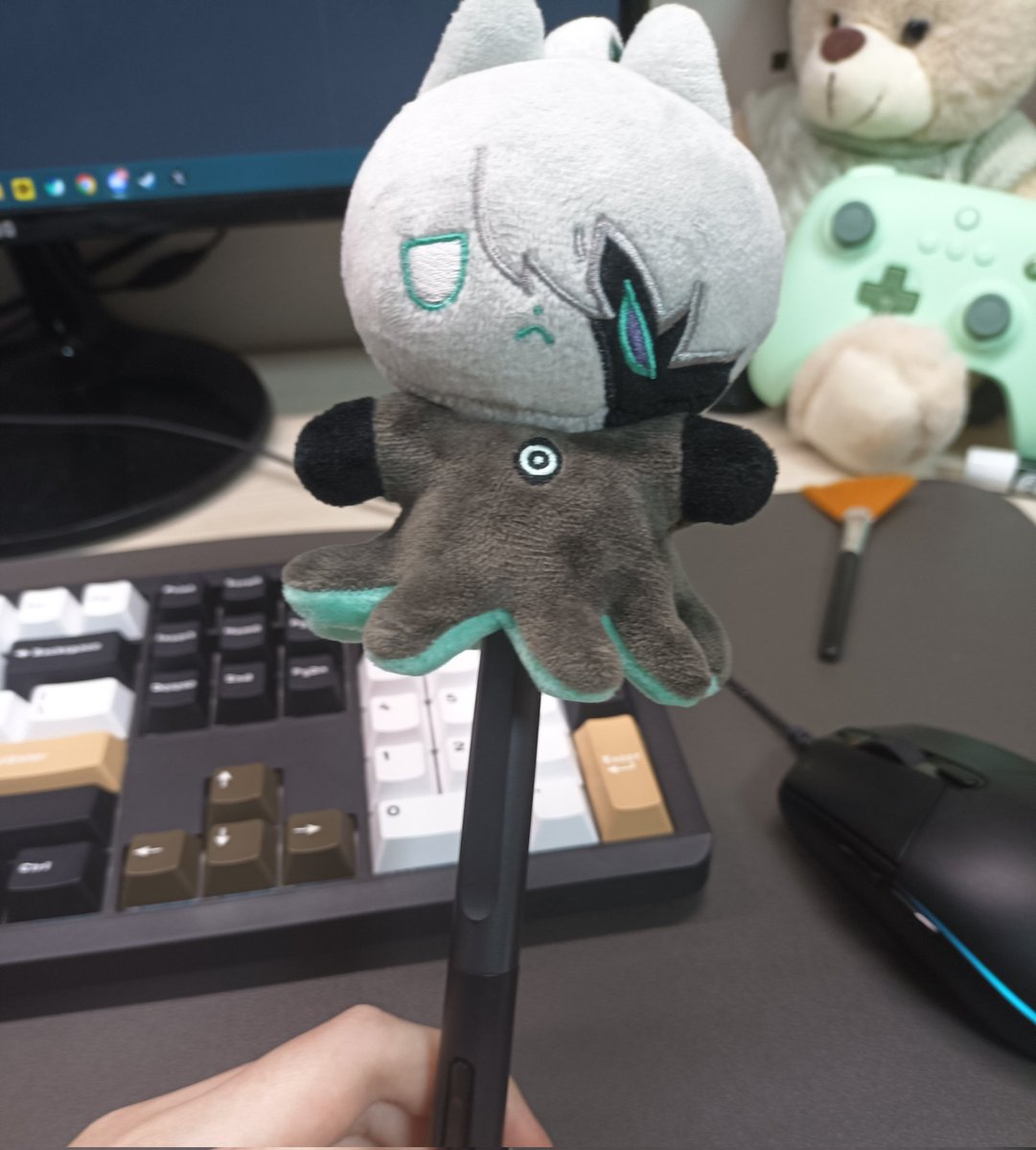 타코르셔좋은점
펜에꼽을수잇음(개무겁다)