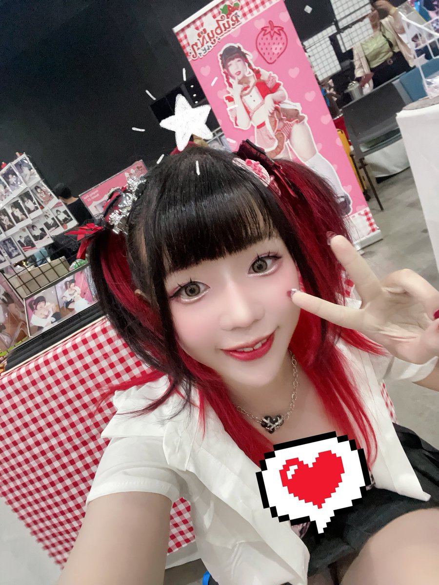 Ruby__CMJ's tweet photo. I’m here !! ♥️
At @cosplayplusofficial 

แวะมาเจอกันนะคะ 💕💕

#RubyNn #RubyisHappy
#Cosplayplus #cosplayeventth https://t.co/C5lhDzuS7S