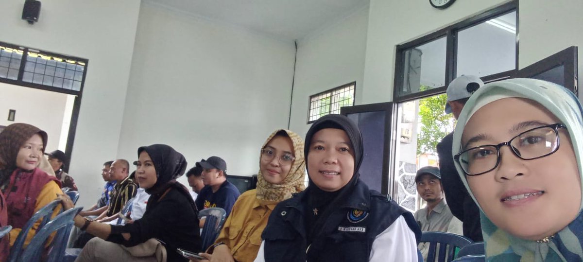 EvaRavela's tweet photo. Selasa (21/01/25), Eva Ravela NS, Luhkan Kota Tasikmalaya, di  Aula Kecamatan Purbaratu, Mengikuti Musrenbang RKPD tahun 2026 Kecamatan Purbaratu
#GiatLuhkanSatminkalBogor
#Aktivitas  #KtTasik #luhlapor @kkpgoid
@bppsdm_kp  @pusluhkp 
@brpbatpp_bogor https://t.co/8JmfG4HCvw