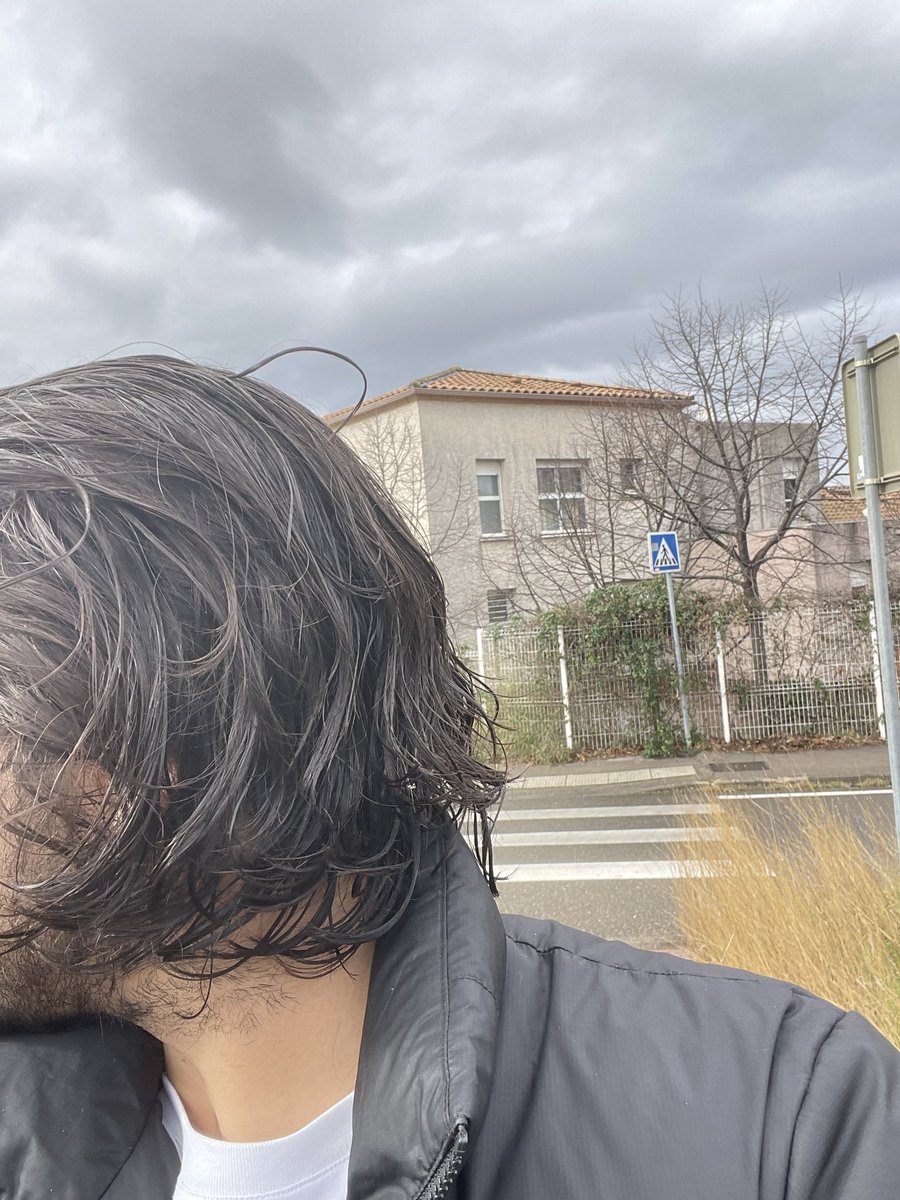육 NekzioH tweet media