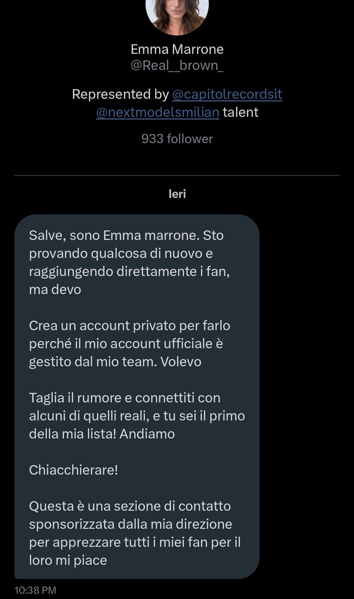 c'è qualcuno che si spaccia per <a href="/MarroneEmma/">Emma Marrone</a> attenzione