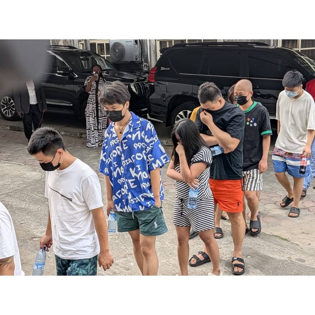 TheEncomium_'s tweet photo. EFCC arraigns 11 Chinese, and one Filipino for alleged internet fraud 

#gist #newsupdates #encomiumhub https://t.co/3NzmJzHfpU