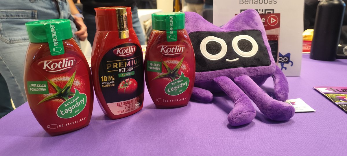 yostane's tweet image. #kodee prefers to have fries with #kotlin ketchup 🍟🤣🤣