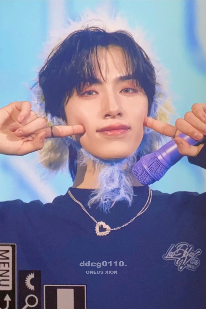 250201 👉☺️👈

#손동주 #시온 #XION #シオン #원어스 #ONEUS #ワンアス