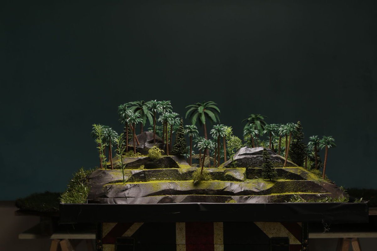 lizard_force's tweet image. Before I discovered @Blender I would make all the sets for my stopframe animations out of real diorama. It’s amazing that now I can make what would take me in a month in hour. It also doesn’t eat space in my studio or get dusty. These are bts shots from about 10 years ago.