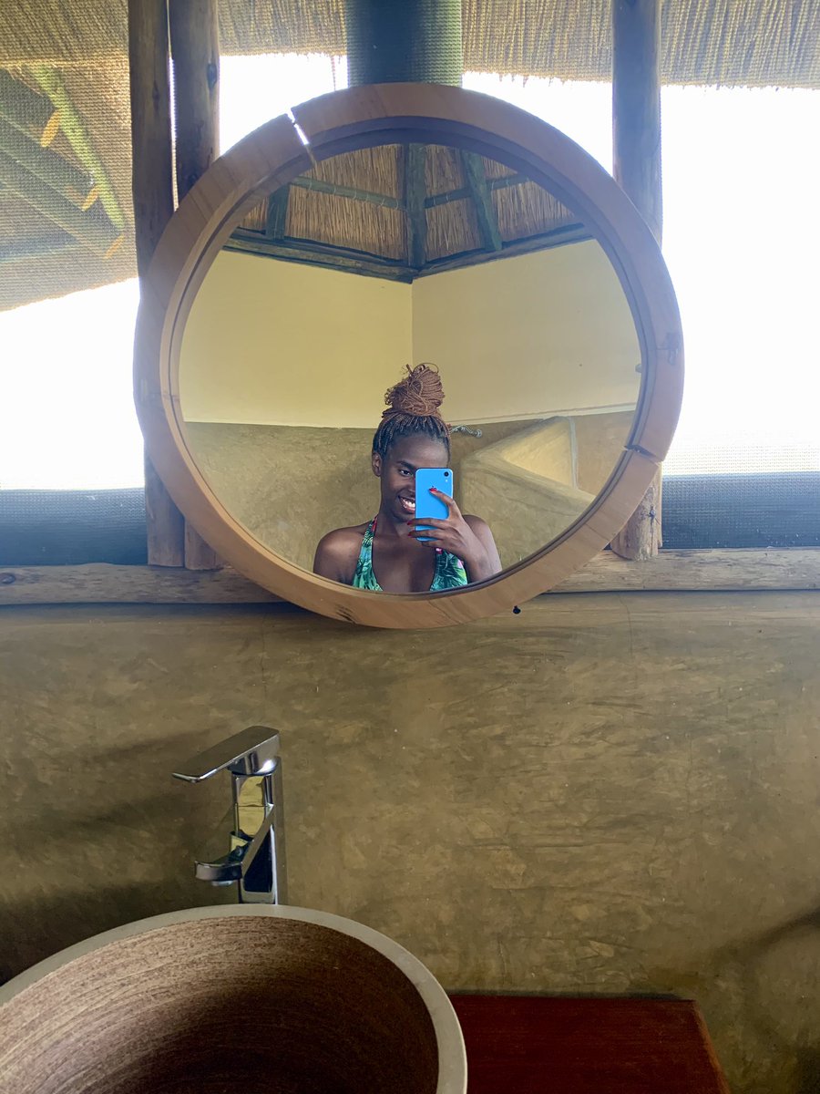 There is something about safari life that makes life feel better.
Throwback to one of the facilities that supported me before I even had 5k subscribers.🤗

📌 Kikorongo Safari Lodge 
youtu.be/iHIlrKEWuJc?si…

#TravelVlogger
