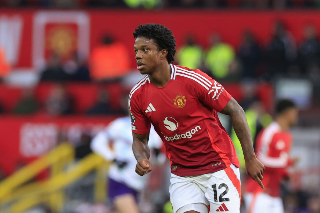 Tin chuyển nhượng mới nhất 2/2: Man Utd kích hoạt cùng lúc 2 bom tấn; Garnacho cập bến Tottenham?
