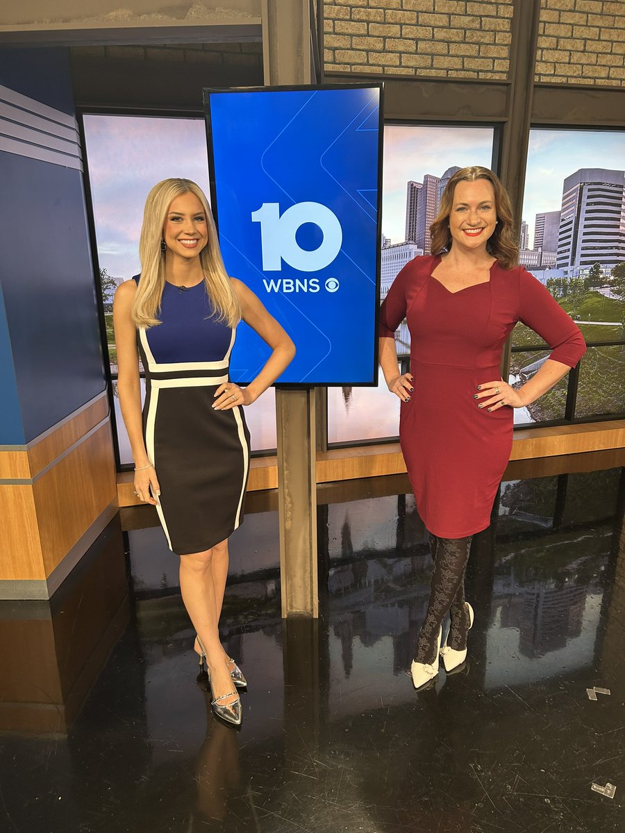 GarofaloWX's tweet photo. Happy February!

Clevelanders --- recognize @BrynCaswellTV from @WEWS? She's my new weekend morning show coanchor on @10TV!

Not too happy about the cold weather today, but tomorrow, we are back in the 50s! 

Anyone else ready for spring? #ohwx #Columbus #setsisters https://t.co/9YhKLFdnY9
