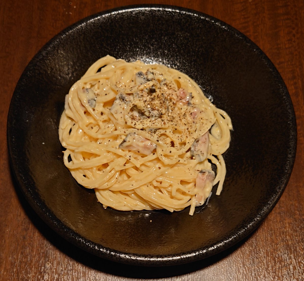 出先でちょっと変わったパスタを🧀🍝

美味しかったです😊