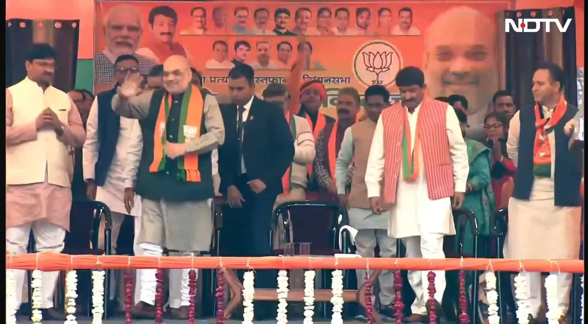 हम अभी भी  #JKPSI परीक्षा में एक बार की 4 वर्ष की आयु छूट की प्रतीक्षा कर रहे हैं। हमारी अश्रुपूर्ण आँखें आपकी दया की ओर देख रही हैं। कृपया इसे शीघ्रातिशीघ्र प्रदान करने की कृपा करें। <a href="/Sunil_SharmaBJP/">Sunil Sharma</a> <a href="/AmitShah/">Amit Shah</a> <a href="/manojsinha_/">Manoj Sinha</a> <a href="/OfficeOfLGJandK/">Office of LG J&K</a> <a href="/BJP4India/">BJP</a> <a href="/BJP4JnK/">BJP Jammu & Kashmir</a>