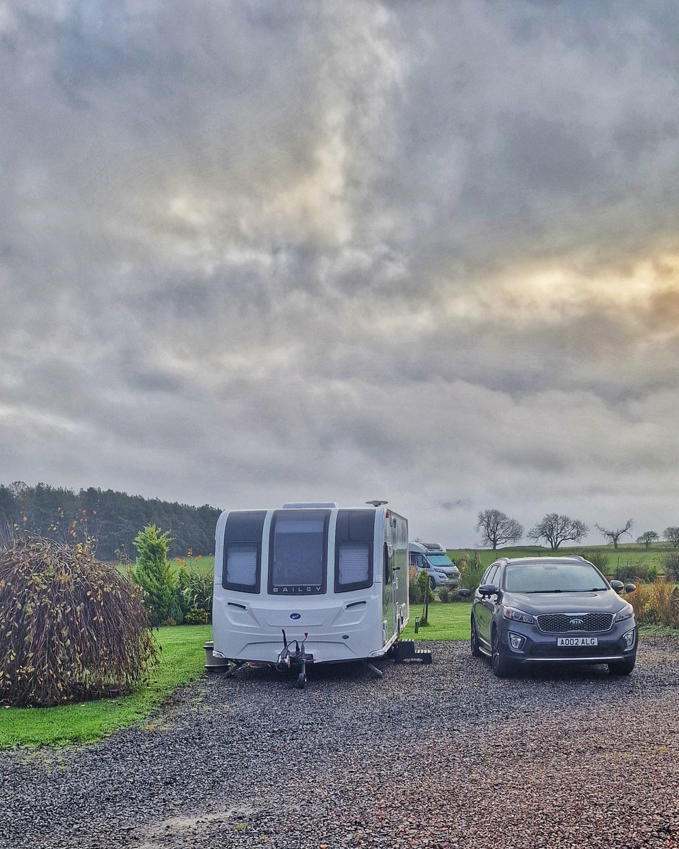 That wasn't expected.  MOT day. All passed and ready for the season ahead but it cost 4 tyres and a leaking radiator .... OUCH !!! 🤣🤣