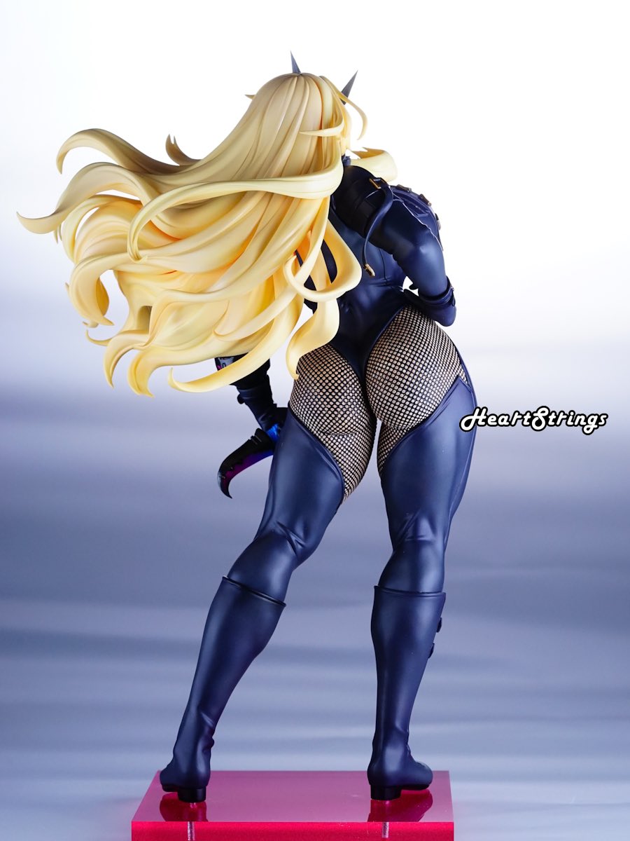 Heartstringsfig's tweet photo. 背面！

こちらの商品はワンダーフェスティバルによる一日版権のルールにより2/9幕張メッセのみの販売です。

This product will only be sold at Makuhari Messe on 2/9 due to Wonder Festival's one-day copyright rule. https://t.co/RrOivwfdNx
