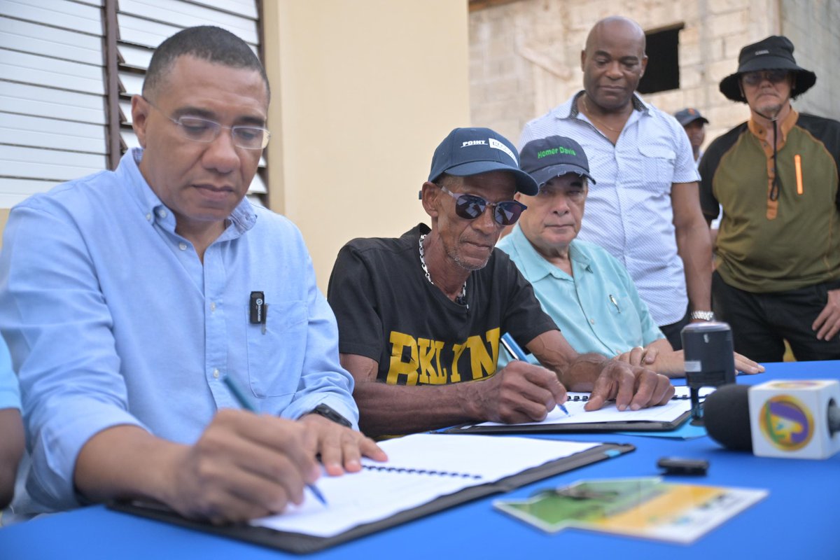 Andrew Holness tweet media