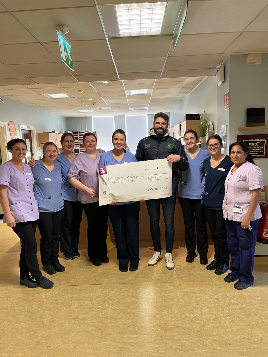 We were delighted to donate €3,000 from our St Stephen’s Day Charity Game to the Sligo Oncology Ward to support the incredible work they do for patients and families in our community. 

A huge thank you to our players, members, and supporters who contributed on the day.

❤️💚