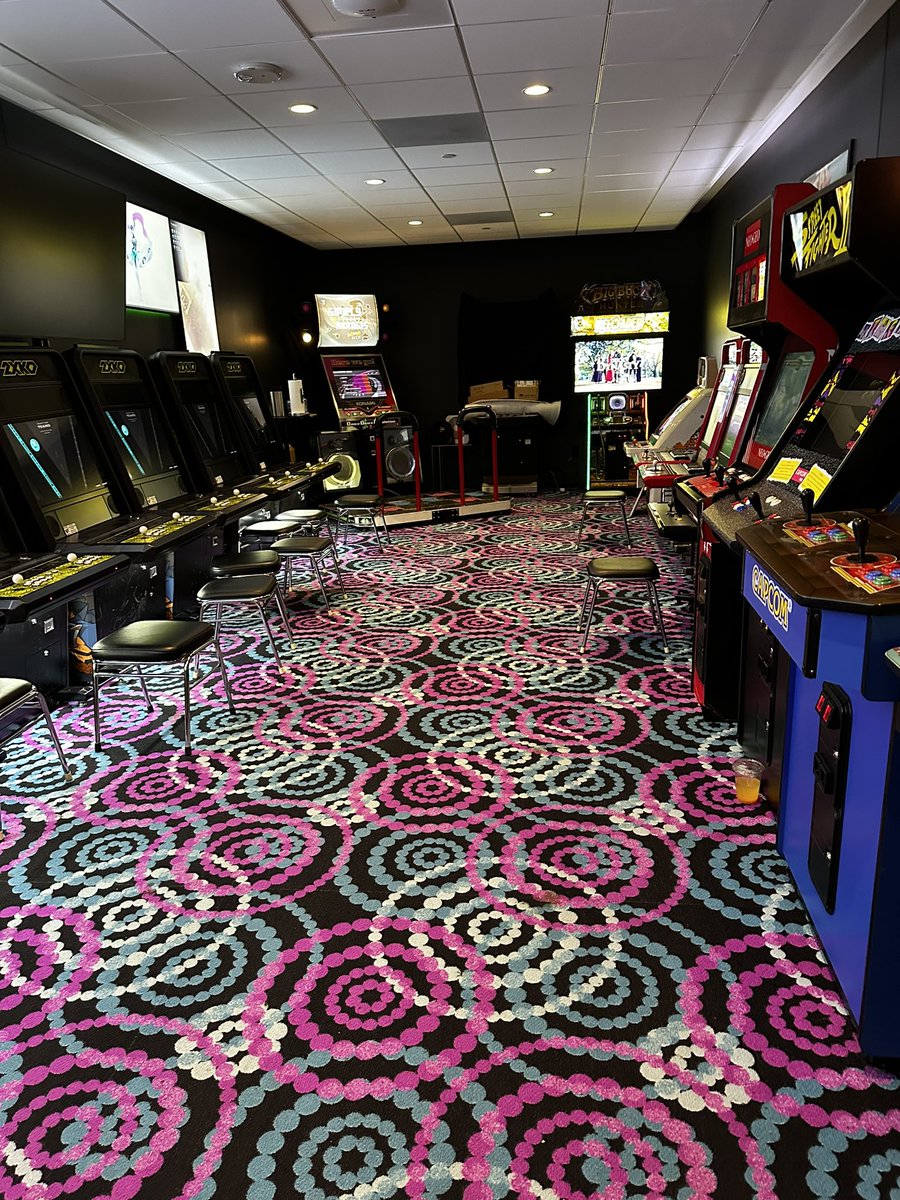 HelloNuzzo's tweet image. Just had one of the best weeks of my life.