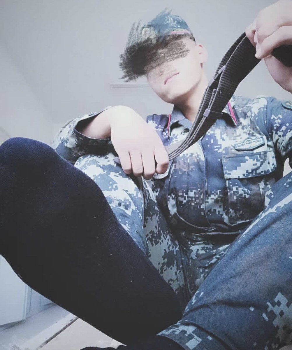 军警s收m tweet media