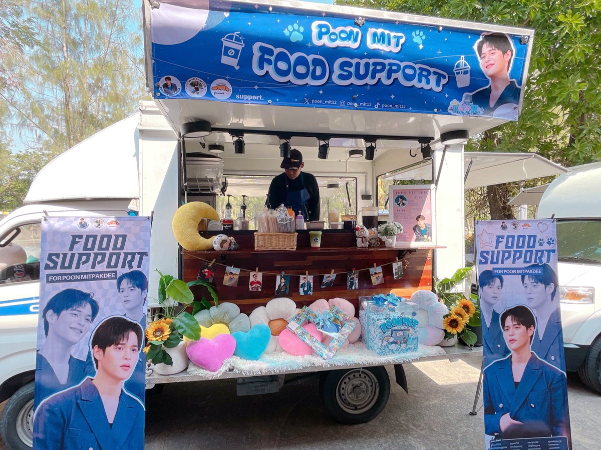 PoonOfficialFC's tweet photo. 🍱 #ปิ่นโตของปูนมิตร 𝘧𝘰𝘳 #SweetToothGoodDentistLastQ Q24

❬ 010225 ❭

⟣—————————⟢
ฟู้ดทรัคเสิร์ฟน้ำดับร้อนวันปิดกล้องครับ 🥤

𝘚𝘱𝘦𝘤𝘪𝘢𝘭 𝘵𝘩𝘹. @Poonmit_id @puppypoonmit_tw @poonmit_hk 🙏🏻

‧⁺◟꒰ @poon_mit12 
#poon_mit12 
#MIT 
#มิตรของปูน ꒱˚⁺‧𓏰 https://t.co/gp38eohnp2