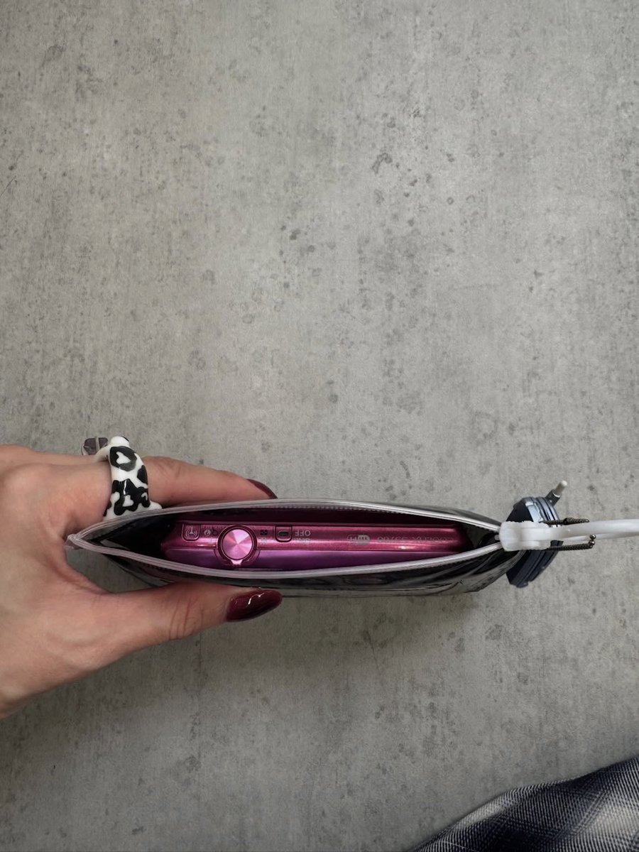 mitomingdesign's tweet photo. BubbleFrame travel pouch(2P)
Now on sale https://t.co/8ItmROOw2M