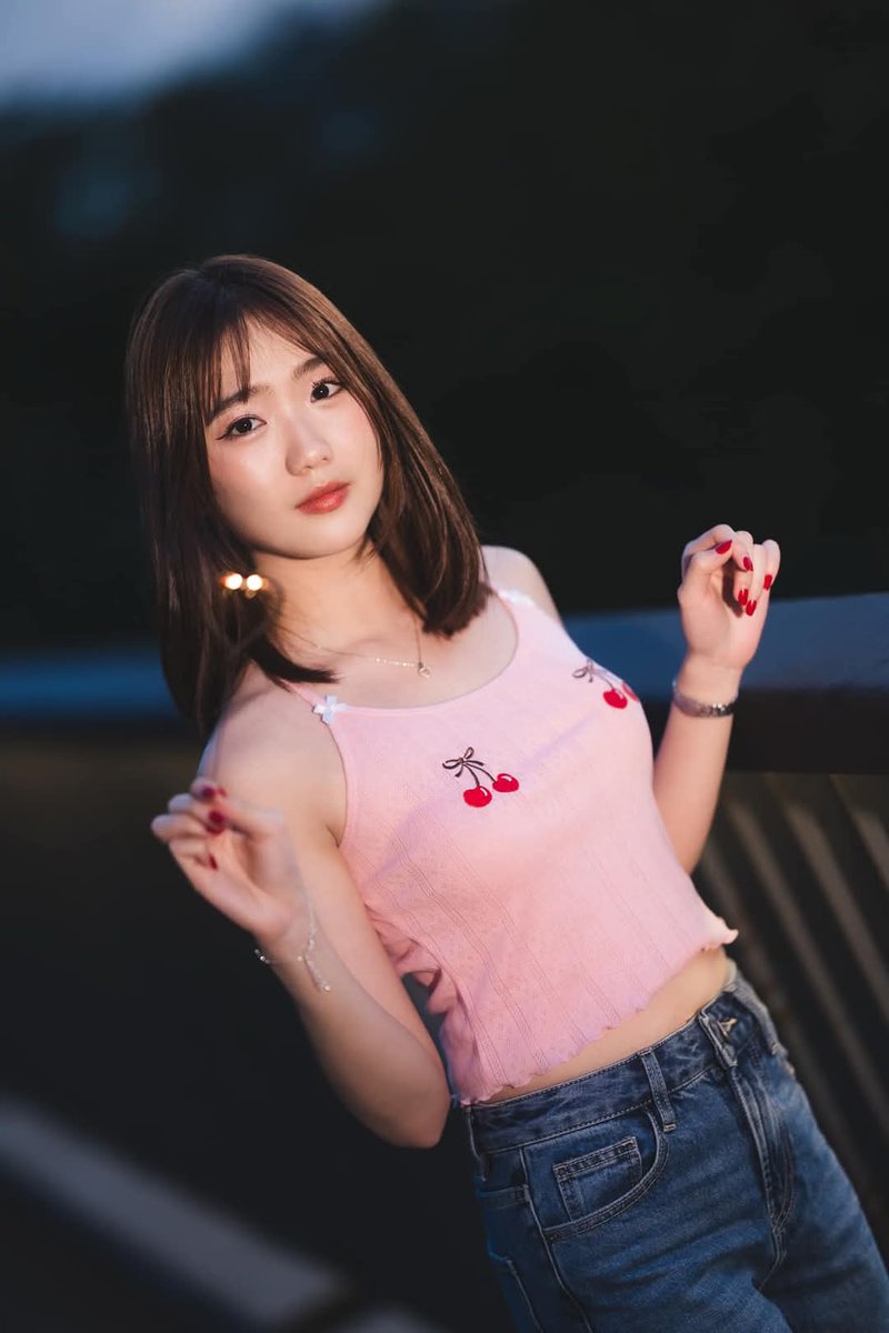 Sarun6250_29's tweet photo. 🤍💗
#GygeeNutkul
#BambooJanis
#Bamjnis
#NewChanyapuk
#ChanyaQRRA
#JustNew
#QRRA
#Palapamm
#อย่าปิดการมองเห็น https://t.co/ub5Ihm0yDU