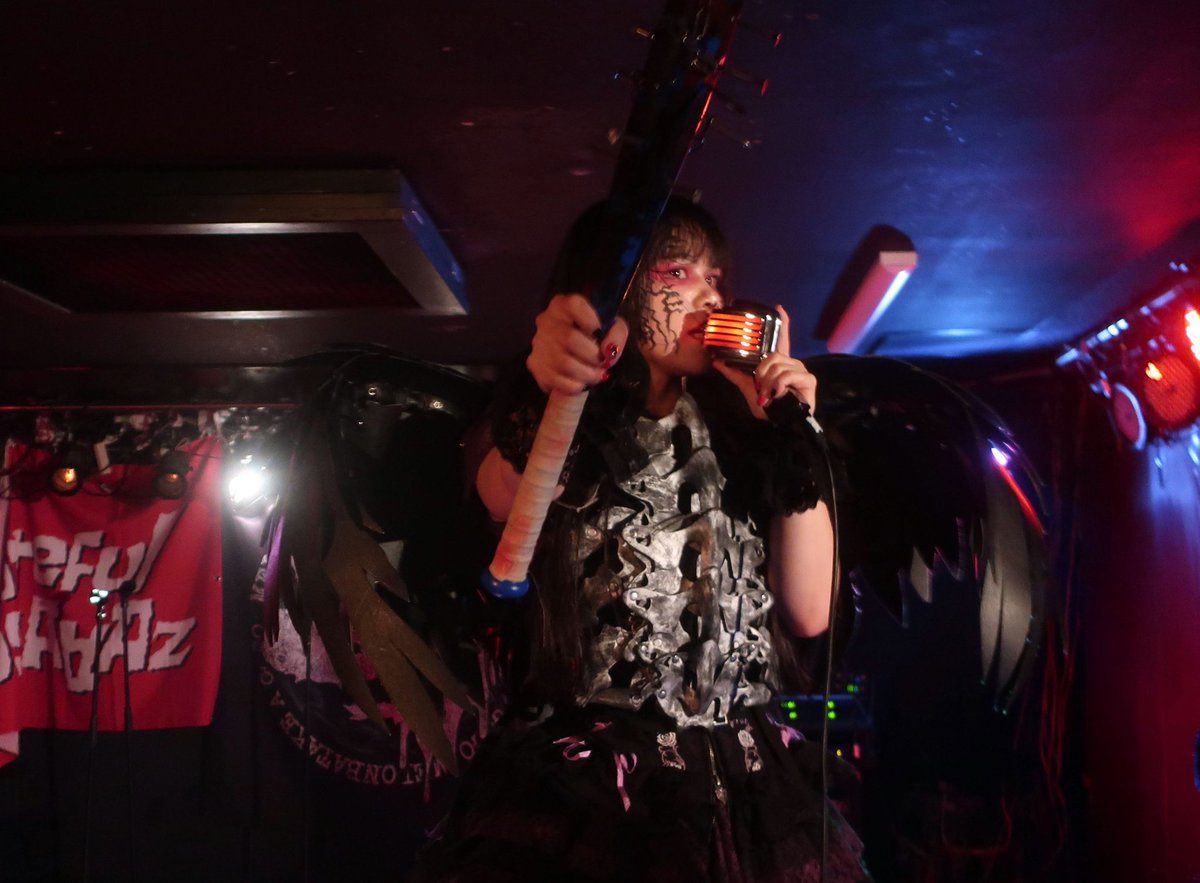 GARUDA_info's tweet photo. 【#GARUDALIVE Schedule】
🦇2月5日(水)立川BABEL
出演➢19:35-予定/配信有り
https://t.co/j2iEOylpfo
🦇2月8日(土)GPC鶯谷
#さきむら飯店
https://t.co/ZzCUoSE1xy
🦇2/22(土)⚡️📡⚡️
🦇2/23(日)名古屋RED DRAGON
#MASKMASKMASK
🦇3/30(日)夜帯都内
🦇6/21(土)都内
#GARUDA降臨
#GARUDACALLING https://t.co/v99OiLGDCJ