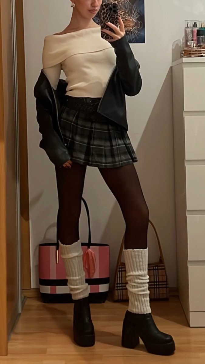 cheatingslutt tweet media