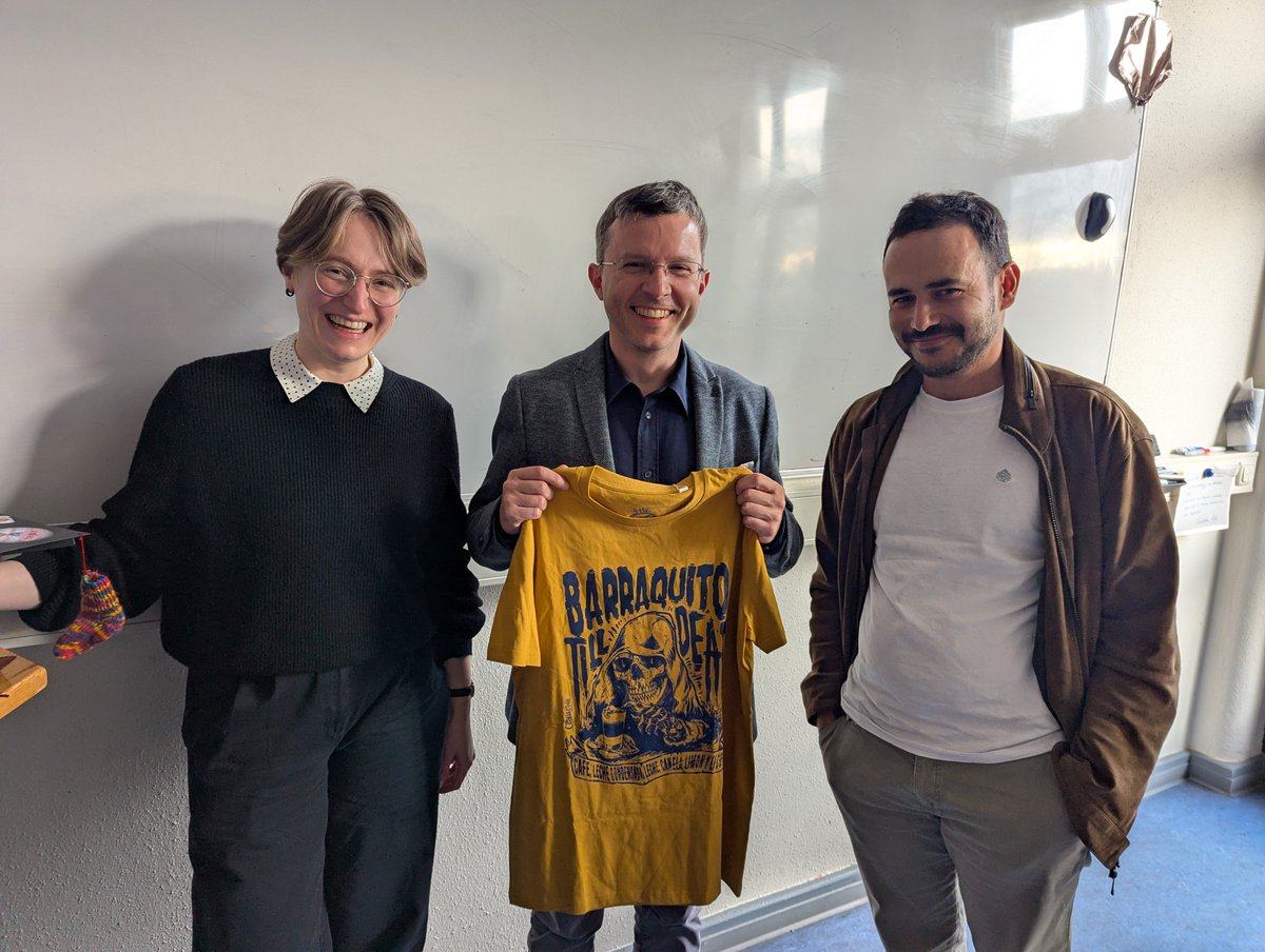 Luis A. Correa (@luisacorreaq) on Twitter photo Very happy to be part of the PhD committee of the awesome Dr Julia Boeyens <a href="/UniSiegen/">Universität Siegen</a>, former student of the equally awesome Stefan Nimmrichter. Congratulations! Very happy to be part of the PhD committee of the awesome Dr Julia Boeyens <a href="/UniSiegen/">Universität Siegen</a>, former student of the equally awesome Stefan Nimmrichter. Congratulations!