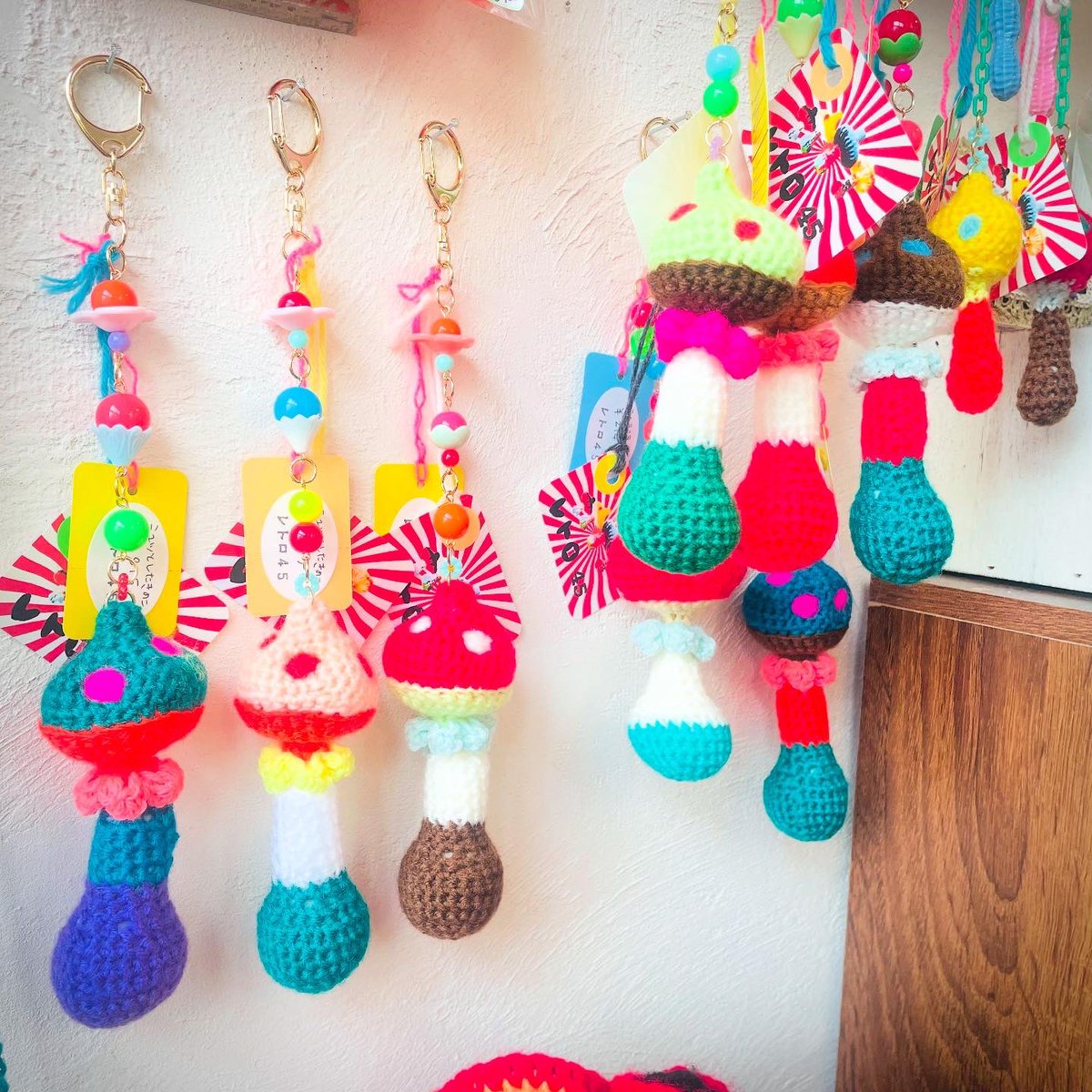 chanpou's tweet photo. レトロ45様のかわいい編み作品たちが
なんと嬉しい50%offのSALE
本日より絶賛開催中です https://t.co/eE8WDcuv2N