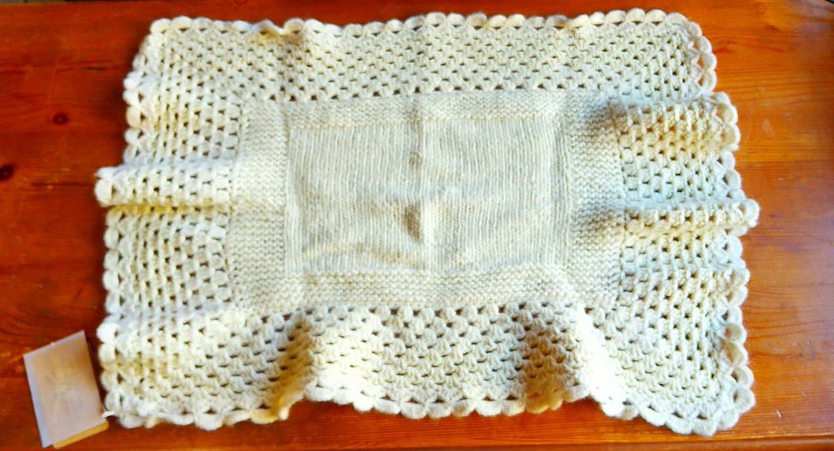 needle20121010's tweet photo. ＊
手編み作品をご用意くださっている
mayuuuuuさんの納品です✨@mayuu_atelier

https://t.co/kVyVSqtg7n
手編みならではの🤗
ふかふかやわらか～いブランケット🕊️
お家時間や🏡お仕事中の寒さ対策に🪑
やさしいミルク色のひざ掛けをお供にすれば🐄
作業効率もアップしちゃうかもです📈→ https://t.co/3iJ6hkcu89