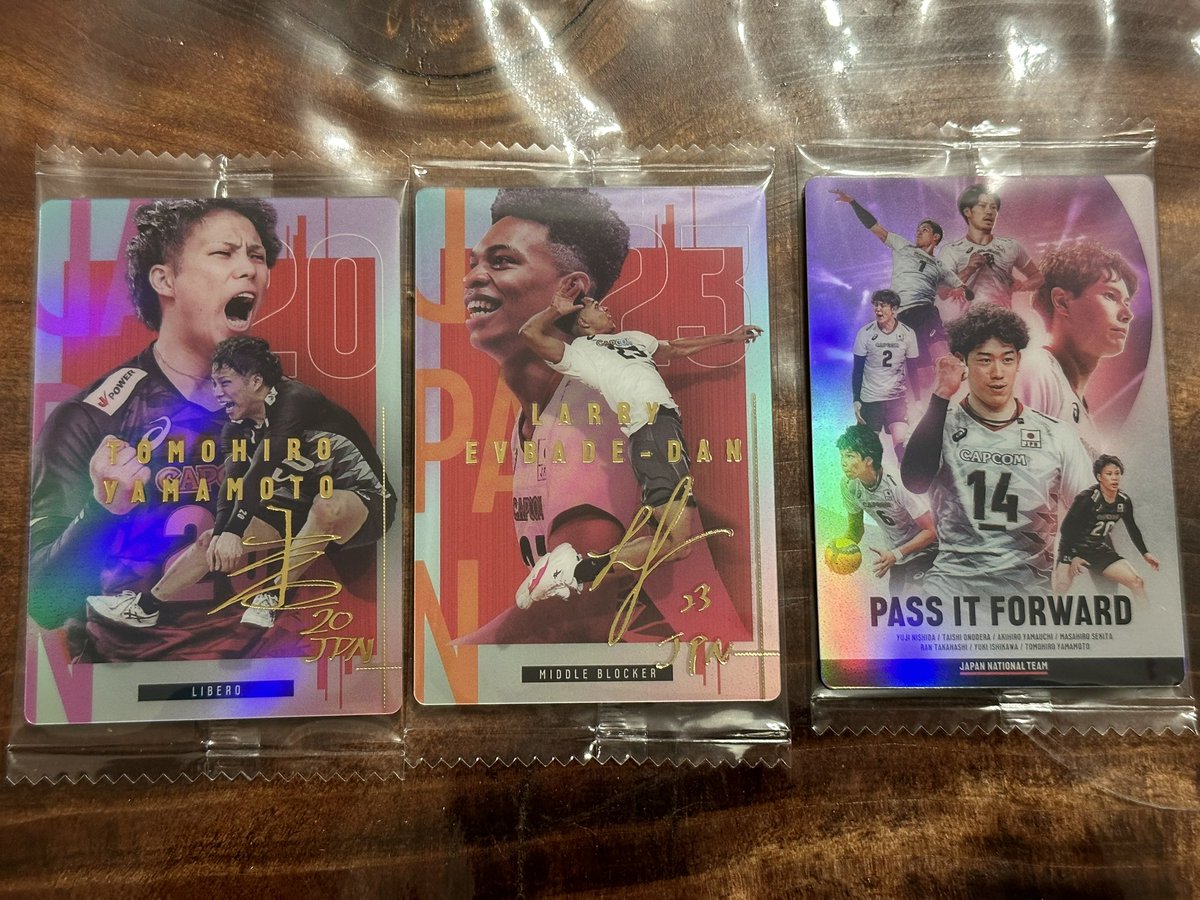 ひなせ tweet media