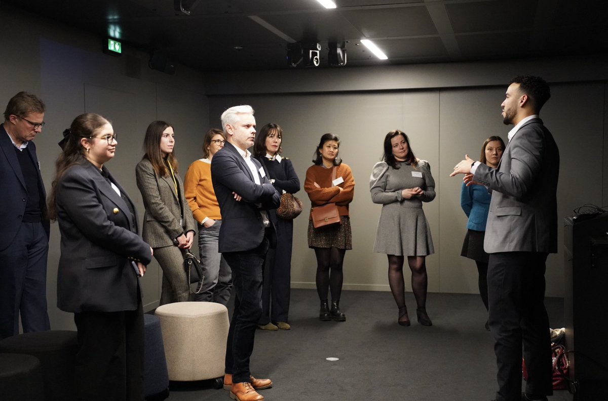 ESCP_bs's tweet image. #Innovation & #sustainability at the heart of an inspiring evening at the EY ImpACT Lab! 🌍
ESCP teams, EY professionals & Alumni gathered to share insights & foster creativity.
A milestone in our historic partnership, now strengthened to shape a responsible future! 💡🤝