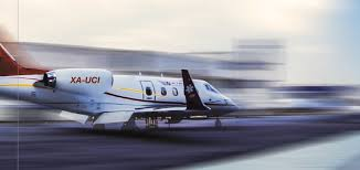 GerryS's tweet photo. Pesawat Learjet 55 XA-UCI dioperasikan oleh Jet Rescue Air Services dengan operating base di Mexico dan Florida, jatuh di Philadelphia.

Dalam rekaman yang ini, terlihat pada saat-saat terakhir, pesawat menukik tajam dan berbelok seperti spiral dive.

Memang masih sangat awal untuk mencari penyebabnya, namun dari video ini, serta data ADS-B, salah satu kemungkinan penyebabnya adalah spatial disorientation oleh crew, dengan kemungkinan berawal dengan somatogravic illusion, namun, ini hanya kemungkinan.

Dengan kejadian kemarin di Washington DC dan kemudian kejadian ini, sepertinya pihak NTSB akan sangat sibuk untuk 12 bulan kedepan. ☹️