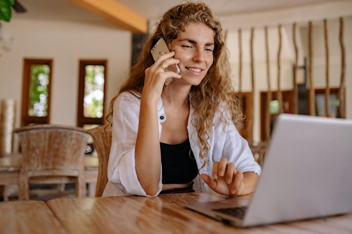 LexFront's tweet photo. How to Turn Your Website Visitors Into Paying Clients https://t.co/TnNJutVAdP

#LexFront #LawFirmMarketing #LegalMarketing #LawFirmGrowth #LawFirmWebsite #LegalSEO #LegalWebDesign #AttorneyWebsite #LawFirmSuccess #LawyerMarketing https://t.co/p7s7zROyle