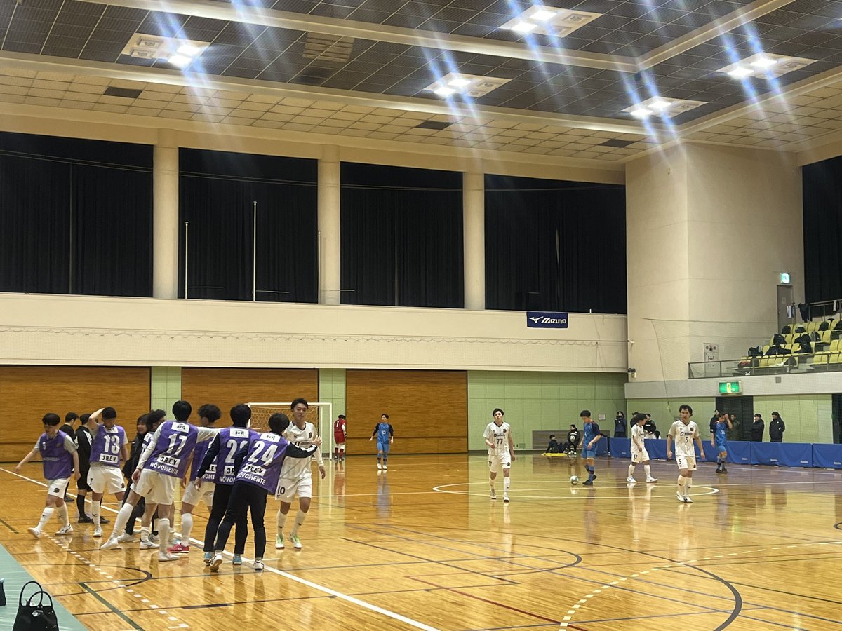 kantofutsal1's tweet photo. #第27回関東フットサルリーグ参入戦
@水海道総合体育館
【M5】16:40kickoff  YSCCフットサルセカンド（神奈川県代表） vs ノーボメンテ（茨城県代表）
1st    3-0
2nd  6-3
total  9-3

試合動画
https://t.co/m3opK2FB8c

#関東フットサルリーグ参入戦
#ATHLETA
#SFIDA
#FUTSAL
#フットサル https://t.co/TxerHkFXqe