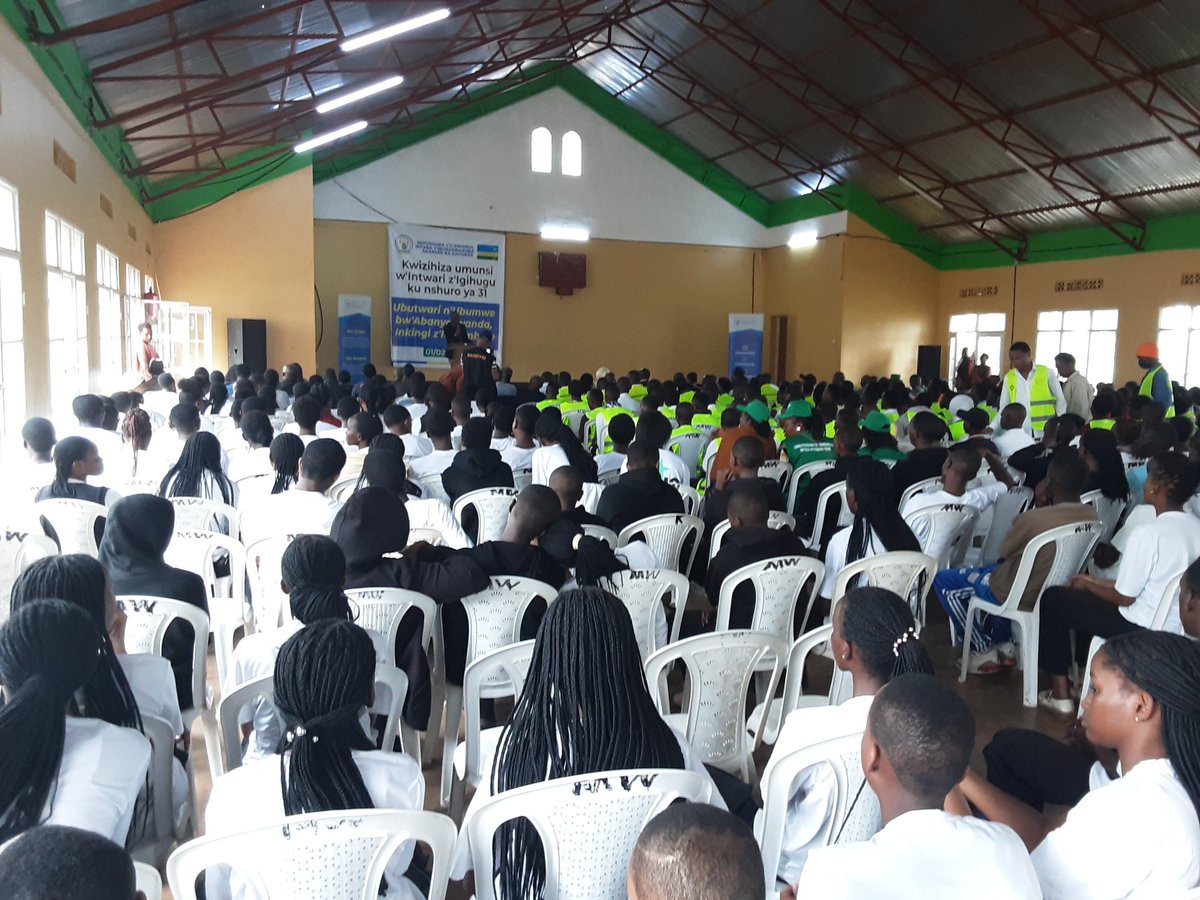 Kayonza Youth Friendly Center (Centre de Jeunes ) (@yegokayonza) on Twitter photo Nonaha Mukigo Cy'Urubyiruko harimo kubera ibirori byo kwizihizwa Umunsi w'Intwari <a href="/KayonzaDistrict/">Kayonza District</a> ufite Insanganyamatsiko:Ubutwari n'Ubumwe bw'Abanyarwanda Inkingi z'Iterambere,hitabiriye urubyiruko500 baturutse mu mirenge12.<a href="/BoscoNyemazi/">Nyemazi John Bosco</a> <a href="/jnabdallah/">UTUMATWISHIMA</a> <a href="/DrDamascene/">Dr. Jean Damascene BIZIMANA</a> <a href="/IntekoyUmuco/">Inteko y'Umuco | Rwanda Cultural Heritage Academy</a> Nonaha Mukigo Cy'Urubyiruko harimo kubera ibirori byo kwizihizwa Umunsi w'Intwari <a href="/KayonzaDistrict/">Kayonza District</a> ufite Insanganyamatsiko:Ubutwari n'Ubumwe bw'Abanyarwanda Inkingi z'Iterambere,hitabiriye urubyiruko500 baturutse mu mirenge12.<a href="/BoscoNyemazi/">Nyemazi John Bosco</a> <a href="/jnabdallah/">UTUMATWISHIMA</a> <a href="/DrDamascene/">Dr. Jean Damascene BIZIMANA</a> <a href="/IntekoyUmuco/">Inteko y'Umuco | Rwanda Cultural Heritage Academy</a>