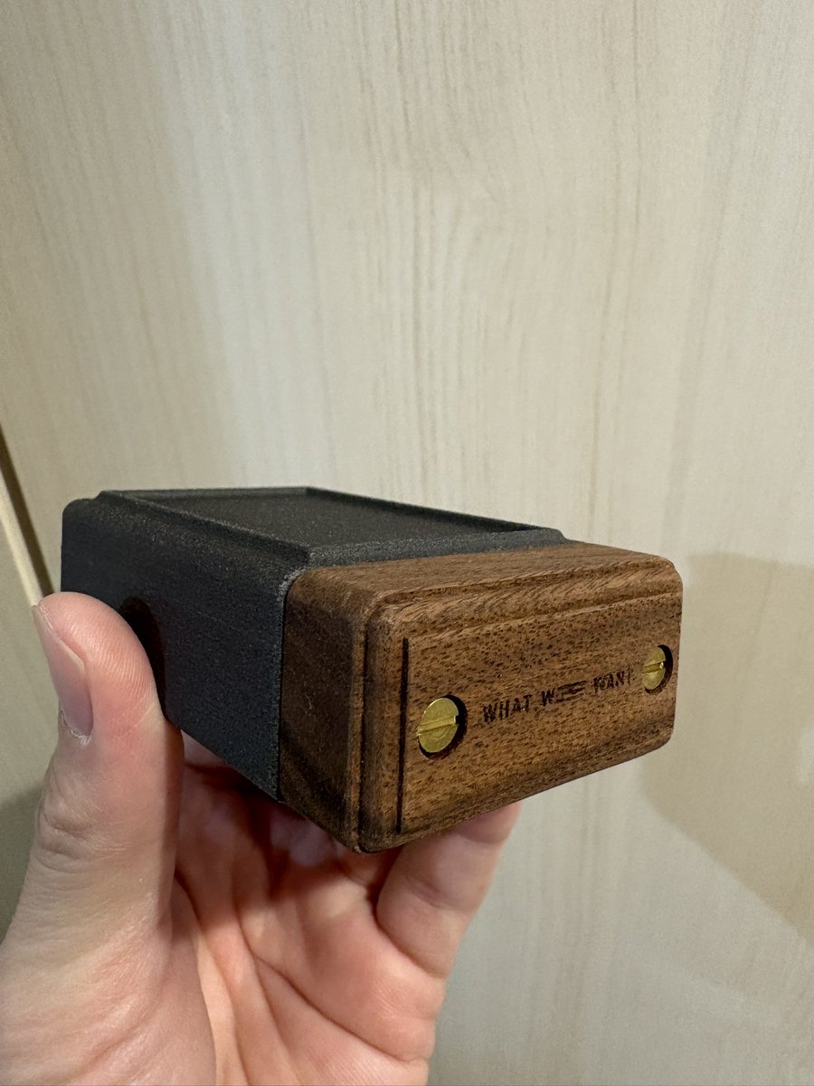 hayato9652's tweet image. 痛み止めと胃薬で確定です🤩💊

#WHATWEWANT16 
#PILLCASE