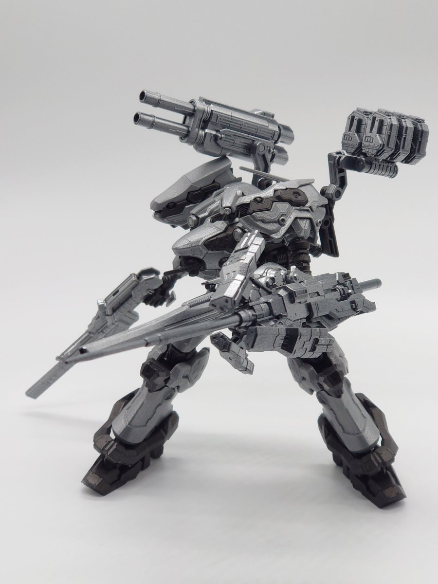 Terra_KAZ's tweet photo. 借り物の翼
主人公機
Rad CC-2000 ORBITER

LORDER4
Rad製の量産フレームだが、この機体から多くのドラマが産まれた。

火を点けろ、燃え残った全てに。

#AC6
#アーマードコア6
#プラモデル
#30MM
#ORBITER
#CC2000 https://t.co/3L44dXNaTX