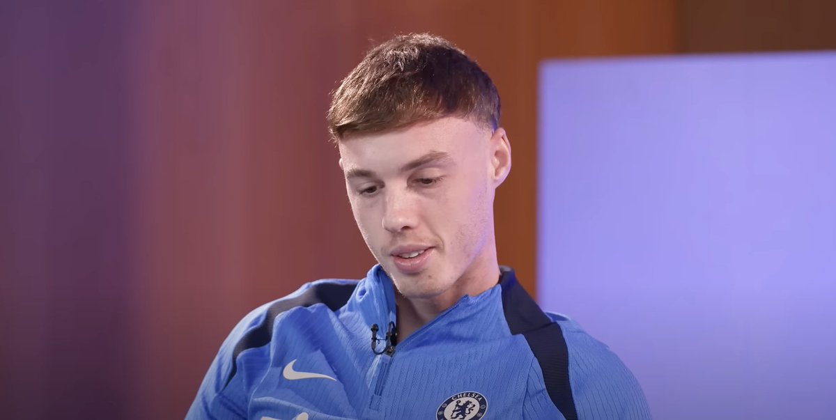 🎙️ | Cole Palmer asked if he's let go of his support for #mufc since becoming a player:

"Nah when I do go back to the stadium it's good because obviously I used to go and watch matches there. Rooney [was my icon]. I supported United and he was the best player."

[<a href="/SkySportsPL/">Sky Sports Premier League</a>]