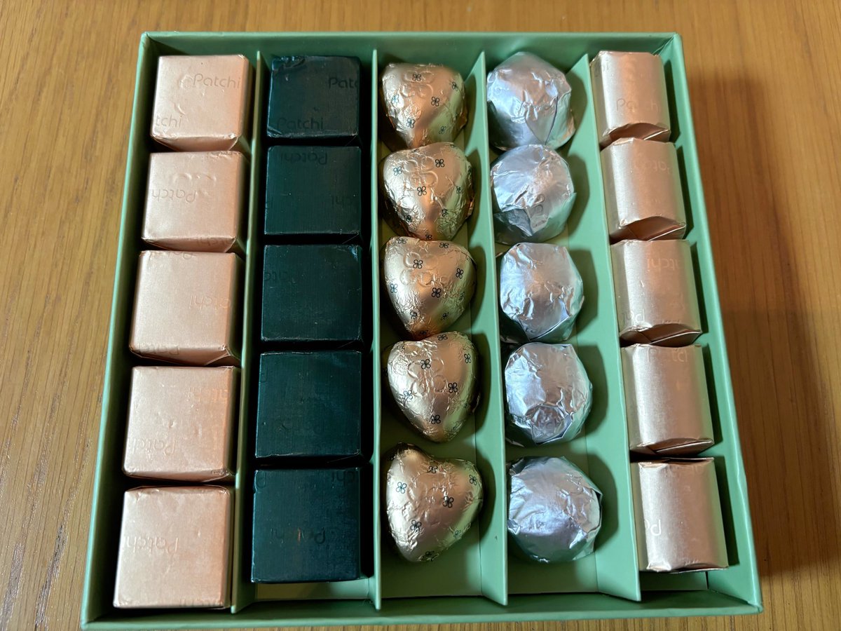 CerveloC's tweet photo. 今までは中東まで行かないと買えなかったチョコレート。行動力のある女性のお陰で日本で購入可能になりました😭
ありがとうございます、ありがとうございます🙏
#patchichocolate https://t.co/z4doiLnhzh