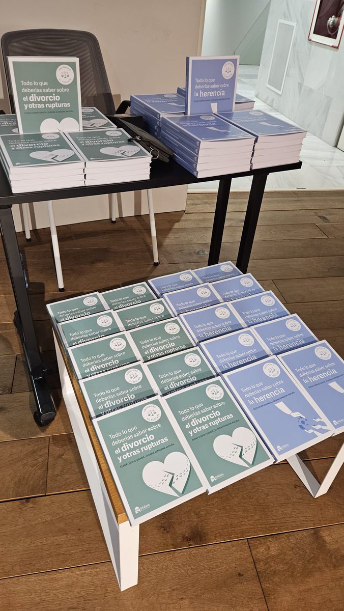 CuervoAlfageme's tweet photo. Muchísimas gracias a todos los que nos acompañasteis en la presentación de nuestros libros Siguientes citas: 
- Oviedo: Librería Cervantes , día 21 de febrero
- Madrid: Librería Lex Nova, día 28 de febrero
Os iremos contando los detalles 🤗 https://t.co/gy4YDAoXyl