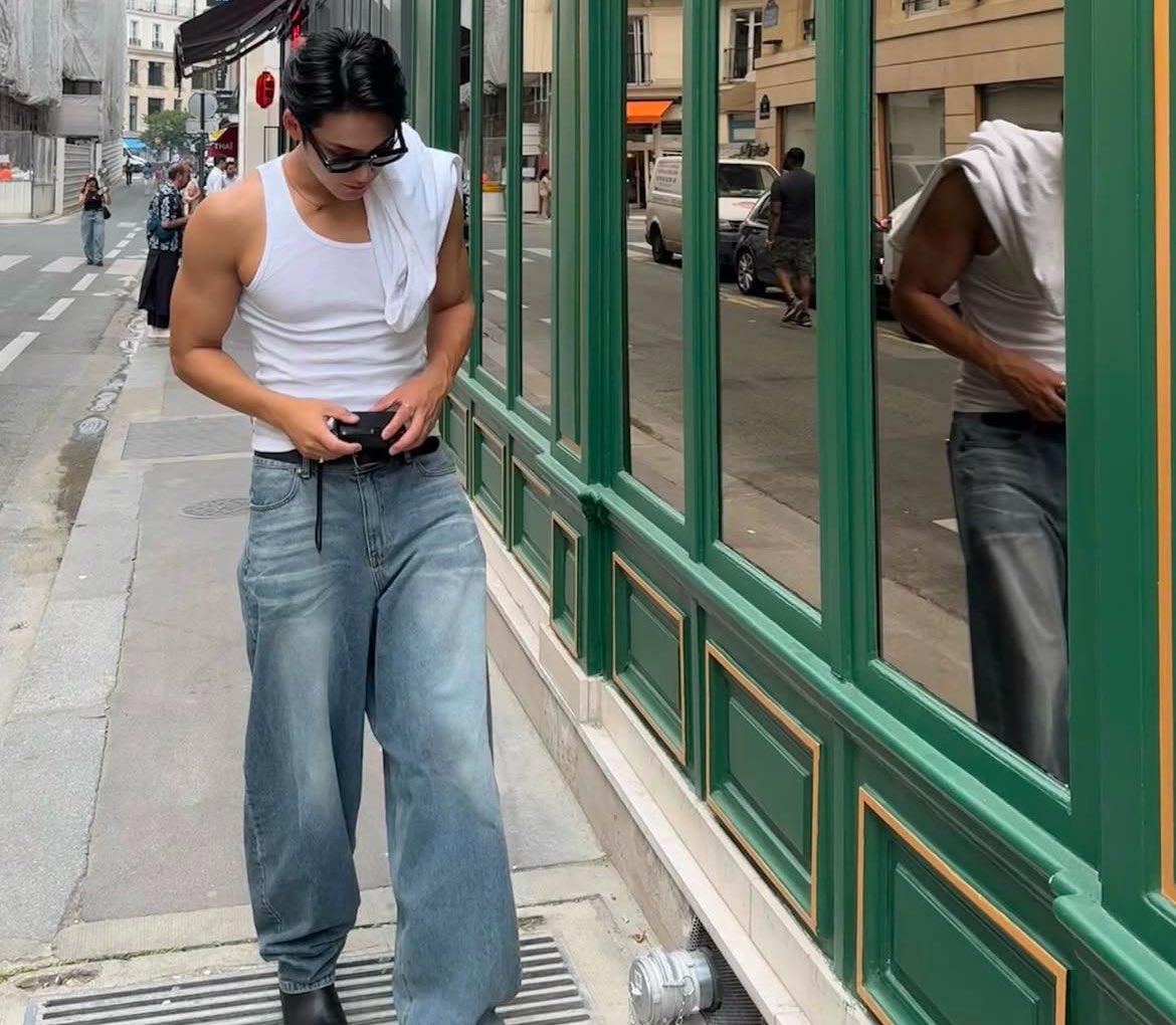 <a href="/cyruell/">CK</a> and i, twinning <3