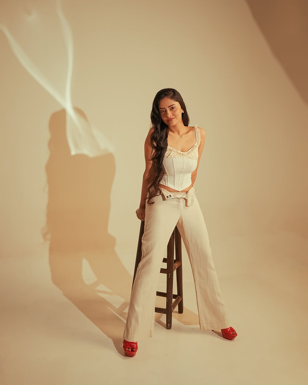 GisVRnCaAAAIx6C?format=jpg&name=large