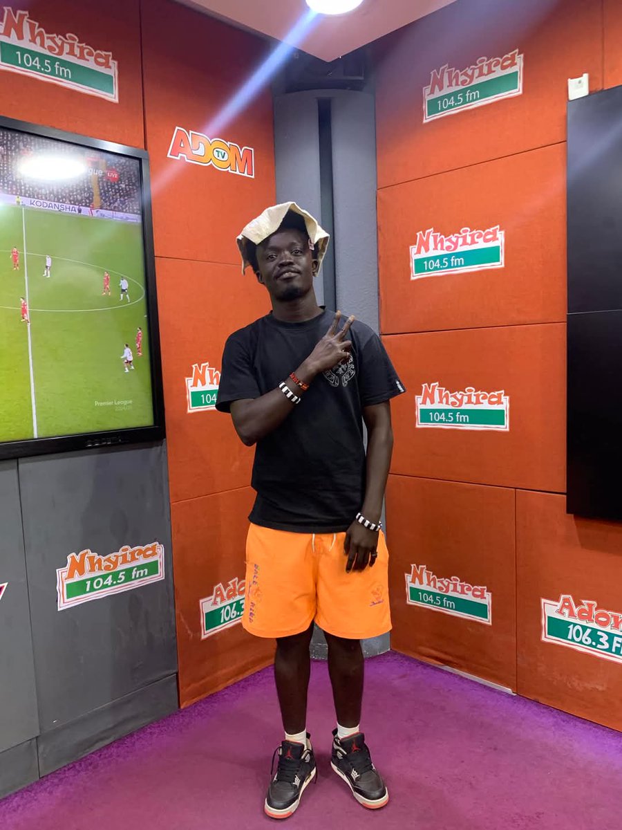 StrongheroM's tweet image. My passion is music🎧🎼, the dream is to preach about life to the world with music🌎🎤💯 #StrongHero #Watchout #goodmusic @Akosuah_T @onua_zionfelix @kwadwosheldon @Xandyy_Jay @sarkodie @queenjern1208 @Wadiehimsirph1 @sistersandybiy3 @Nhyirafm1045